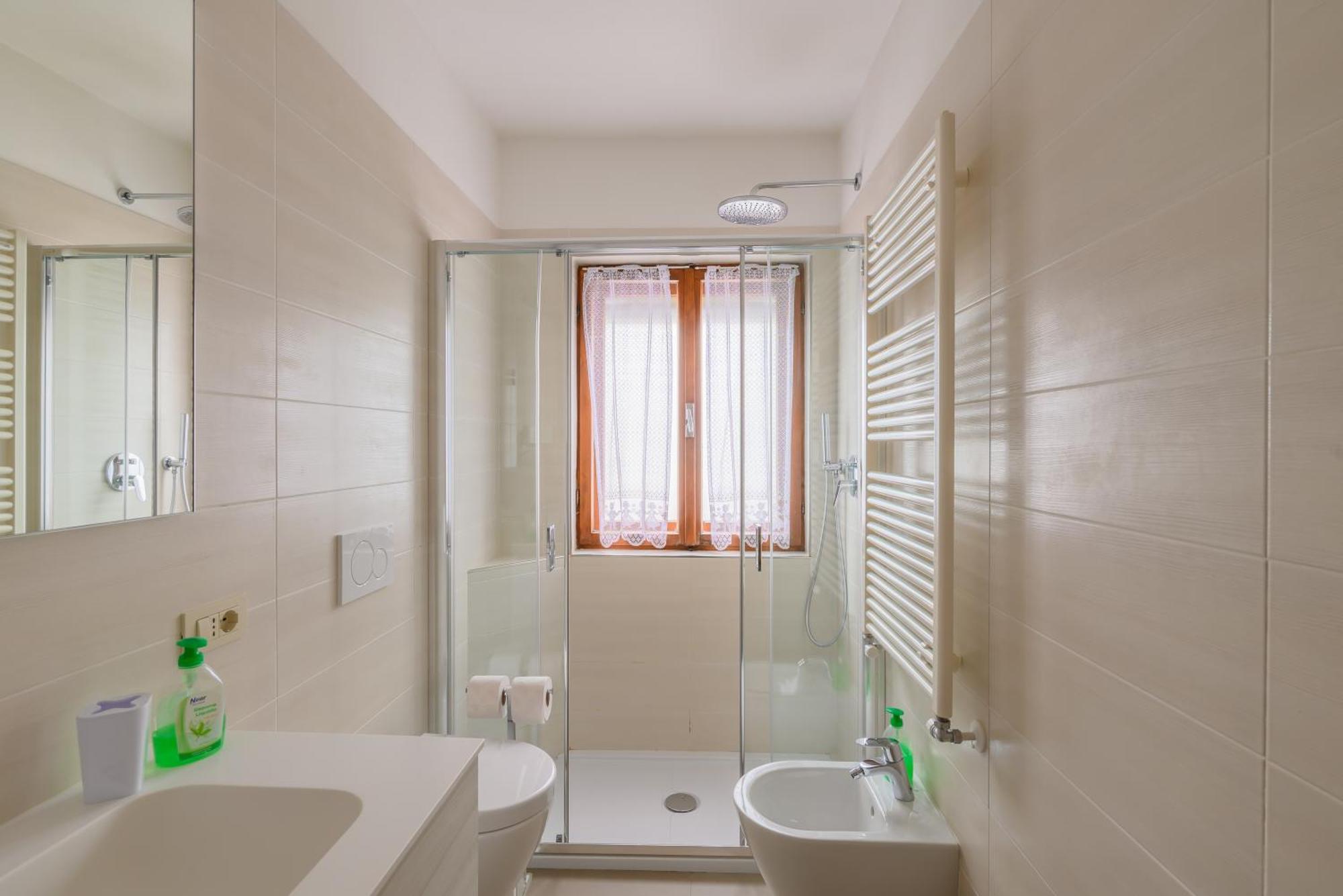 Ca' Dello Scoiattolo Apartment Cortina d'Ampezzo Luaran gambar